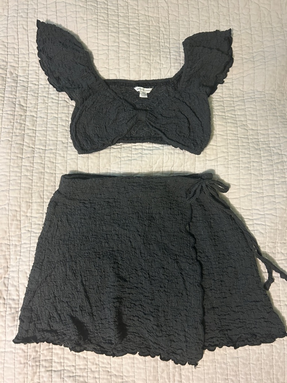 American Eagle Flutter Sleeve Super Cropped Top & High Waisted Mini Skirt SET